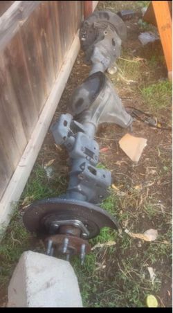 2015 escalade rear differential