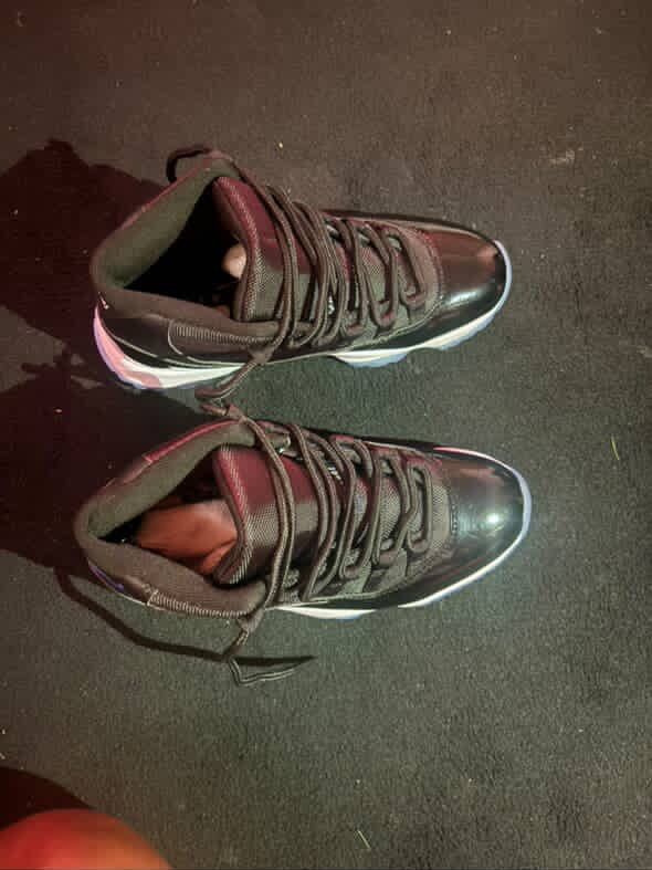 Jordan 11s