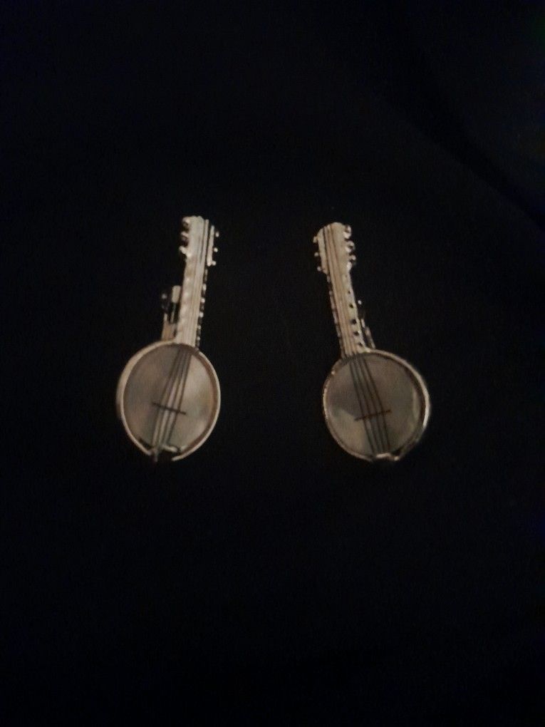 Two Matching Pearl Banjo Brooches