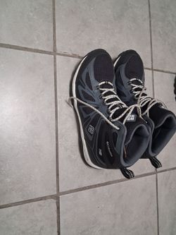 Columbia Mid Hiking Shoes
