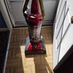 Hoover Vacuum - Whole House Elite 