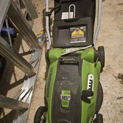 Greenworks 10 Amp "16" Electric Corded Mower - Great Condition