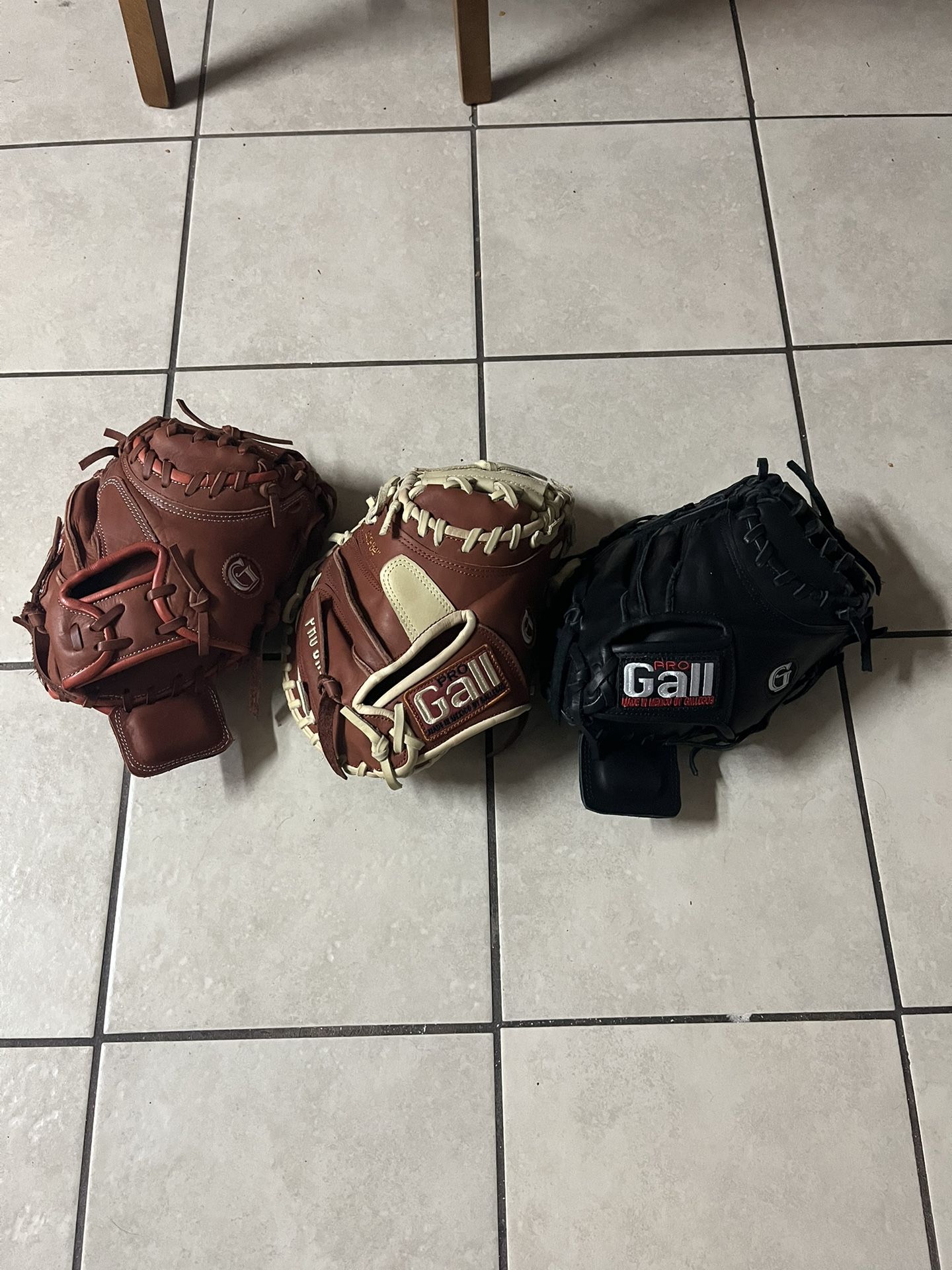 Catchers And First Baseman Gloves