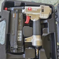 🔥$60 FIRM PRICE🔥 Porter-Cable 18-Gauge Pneumatic Finish Brad Nailer Gun For 3/8"-2" Nails with Hard Case.