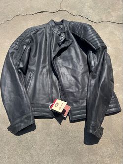 Indian Motorcycle Men’s Leather Riding Jacket – Medium