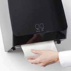Kimberly Clark Paper Towel Dispenser NEW