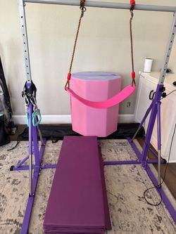 Kids Gymnastics Bar Set with Mat and Swing