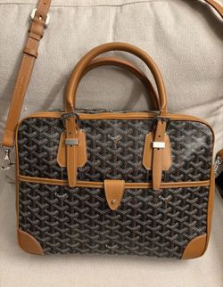  Goyard Top Handle Bag