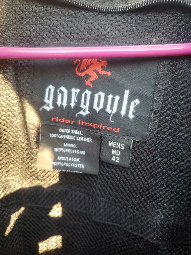 Vintage Leather Jacket MD 42 LIKE LARGE, Needs To Clean I ASK $35.00