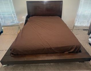 Queen bedroom Set