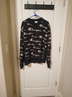 Champion Crew Neck Sweater Got It For $80 Asking For $35 OBO