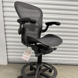 2025 brand new Herman Miller Aeron Remastered fully loaded drafting chair/ work stool