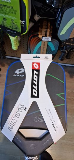 Pickle ball paddle