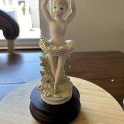 VINTAGE Lefton Ballerina music box