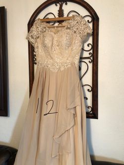 DRESS  50 EACH  FINAL  SALES CASH  ONLY  AVE