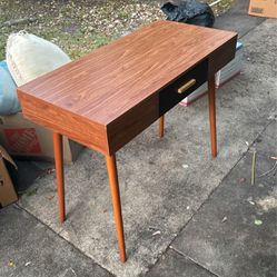 Used Desk Good Condition 