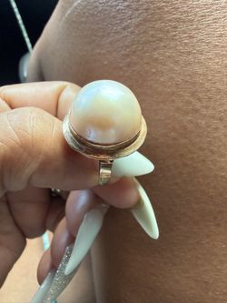 14kt Gold Ring W- Large Pearl