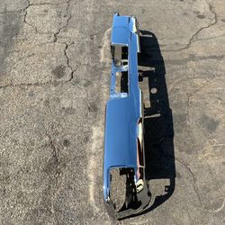 Chevy Silverado & GMC Sierra 1500 / 2500 / 3500 Rear Bumper OEM 2014 2015 2016 2017 2018 2019