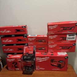 Milwaukee Power Tools & Batteries Bundle Deal