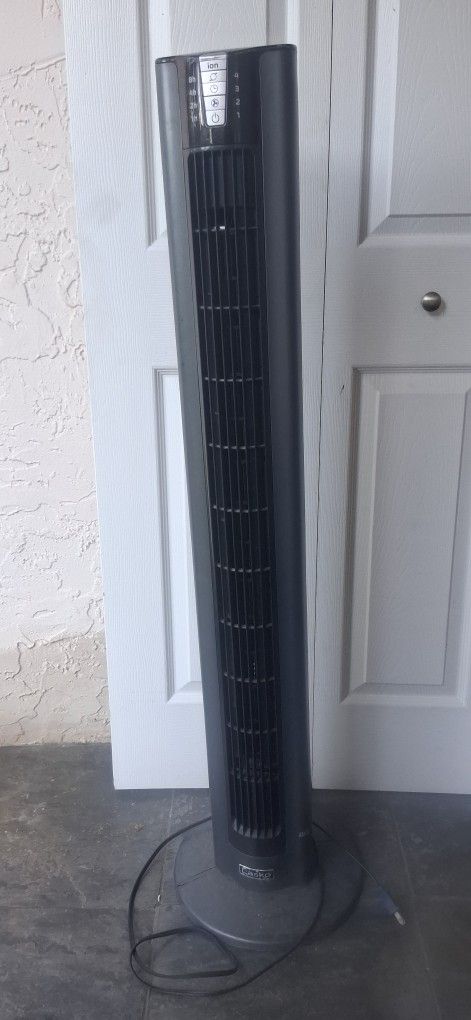 48" Oscillating Tower Fan 4 Speed Cool Air Quiet Floor Fan Office Room Garage