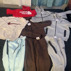 nike techs and nike hoodies brand new with tagss