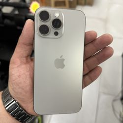 iPhone 16 Pro Max Unlocked 256GB! Finance For $50 Down Payment!!