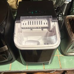 Ice Maker 