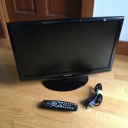 Samsung 23" Retro HDTV LCD with remote and cord. Works Great