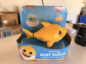 Baby Shark Bath Toy