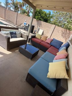 Outdoor sectional patio set. All pictured for $200!!! Pick up today