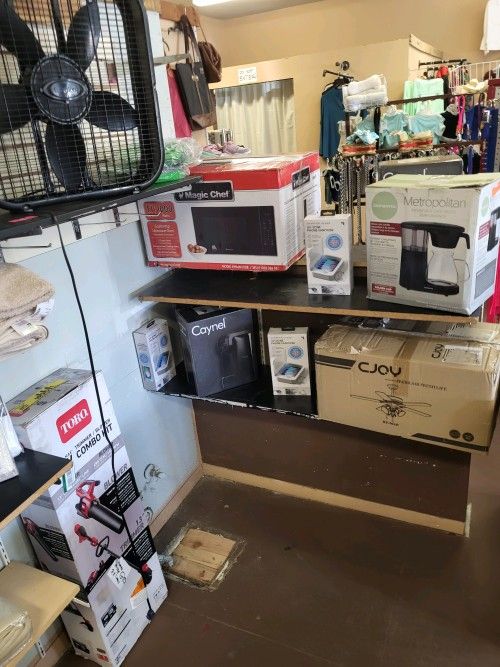New microwave $100 coffee makers $25 $5 Toro blower and trimmer combo set $149