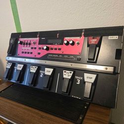 Boss RC-300 Loop Station Looper Pedal