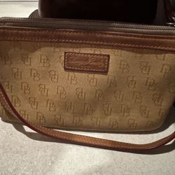 VINTAGE DOONEY & BOURKE SIGNATURE LOGO WRISTLET