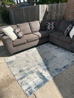 Sectional couches