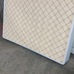 Free Full Size Bed Box Spring As Is 