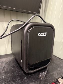 Iceman 6 Can Mini Fridge Hot/Cold feature