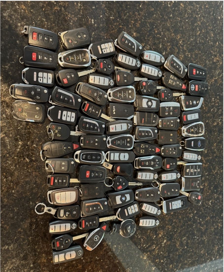 Lexus Key Fob Mercedes Benz Key Fob Bmw Key Fob Nissan Key Fob Infiniti Key Fob Chevrolet key Ford key fob Bentley key Maserati key Toyota key