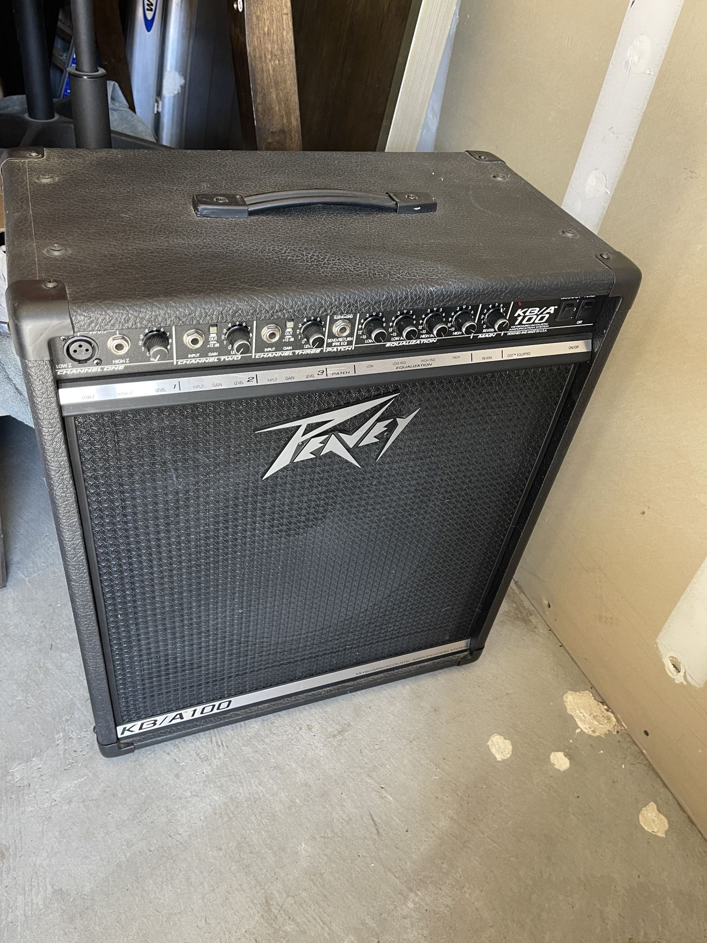 Peavey Amplifier, Use For Keyboard, Bass Guitar, Drum Kit