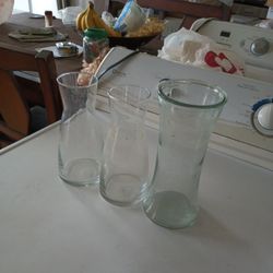 Glass Center Piece 3 for $7