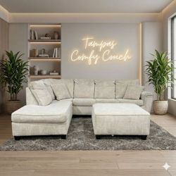 Cream Sectional Sofa w Pullout Bed & Ottoman (Delivery Available!! )