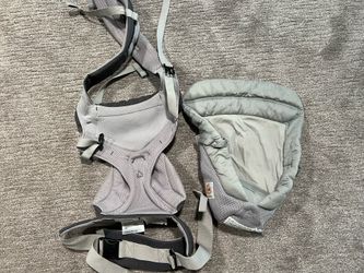 Grey Ergo Baby with Newborn Insert