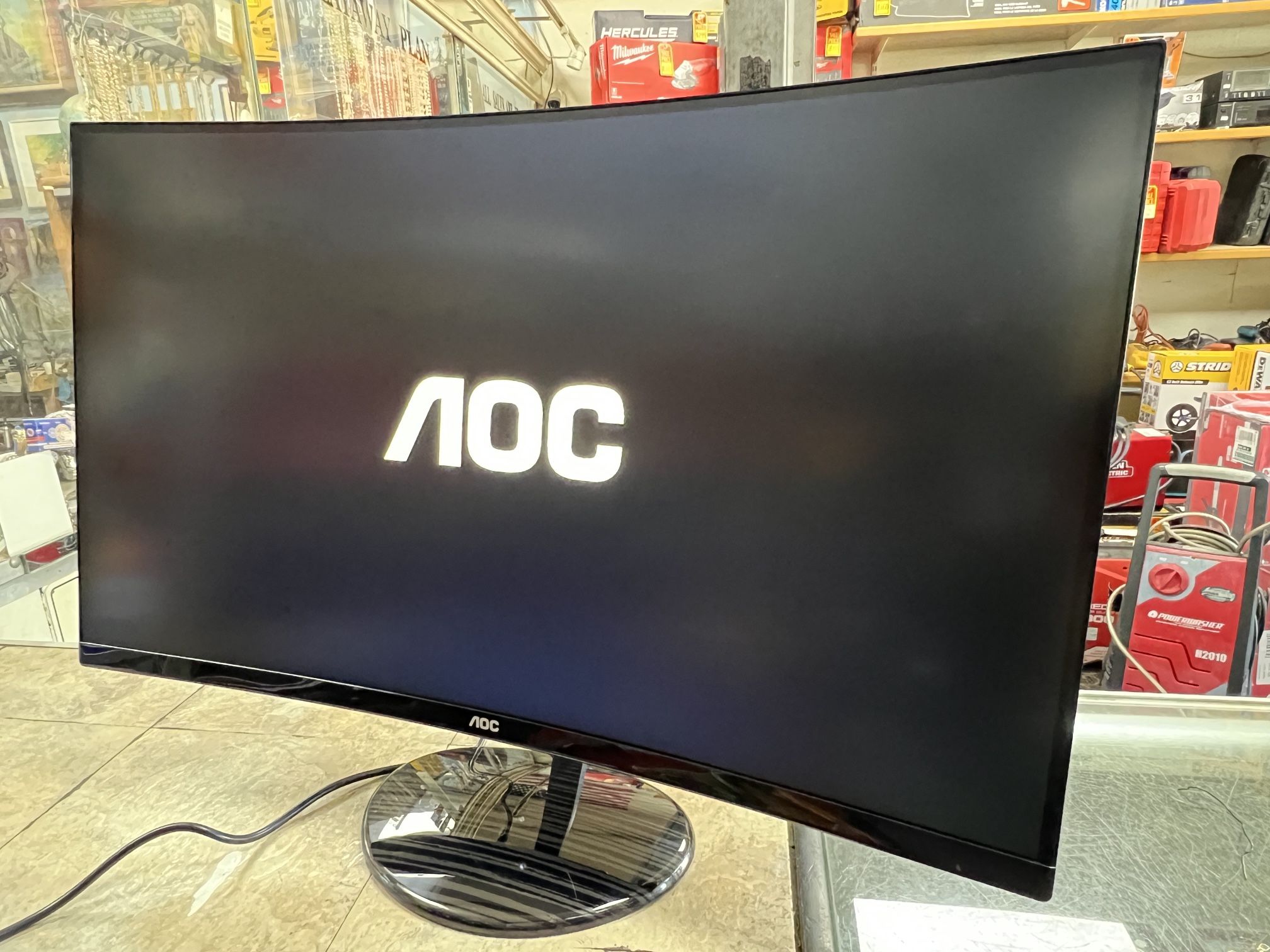 AOC 32” CU32V3 Super Curved 4K UHD 60Hz Gaming Monitor