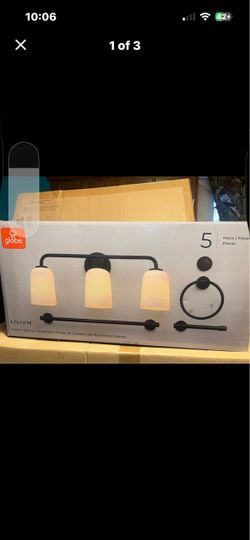5 piece bathroom set with light