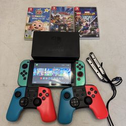 Nintendo switch HEG-001 console w/ Accessories Bundle