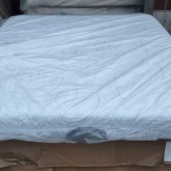 Memory Foam King Size Mattress Serta icomfort (Mattress Only) 