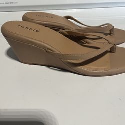 Sandals By Torrid Sz 11