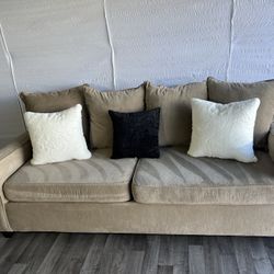 Couch/Sofa $160 OBO