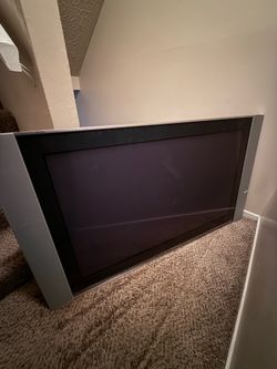 50" Sony flatscreen TV