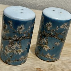 Van Gogh Floral Salt And Pepper Shakers 