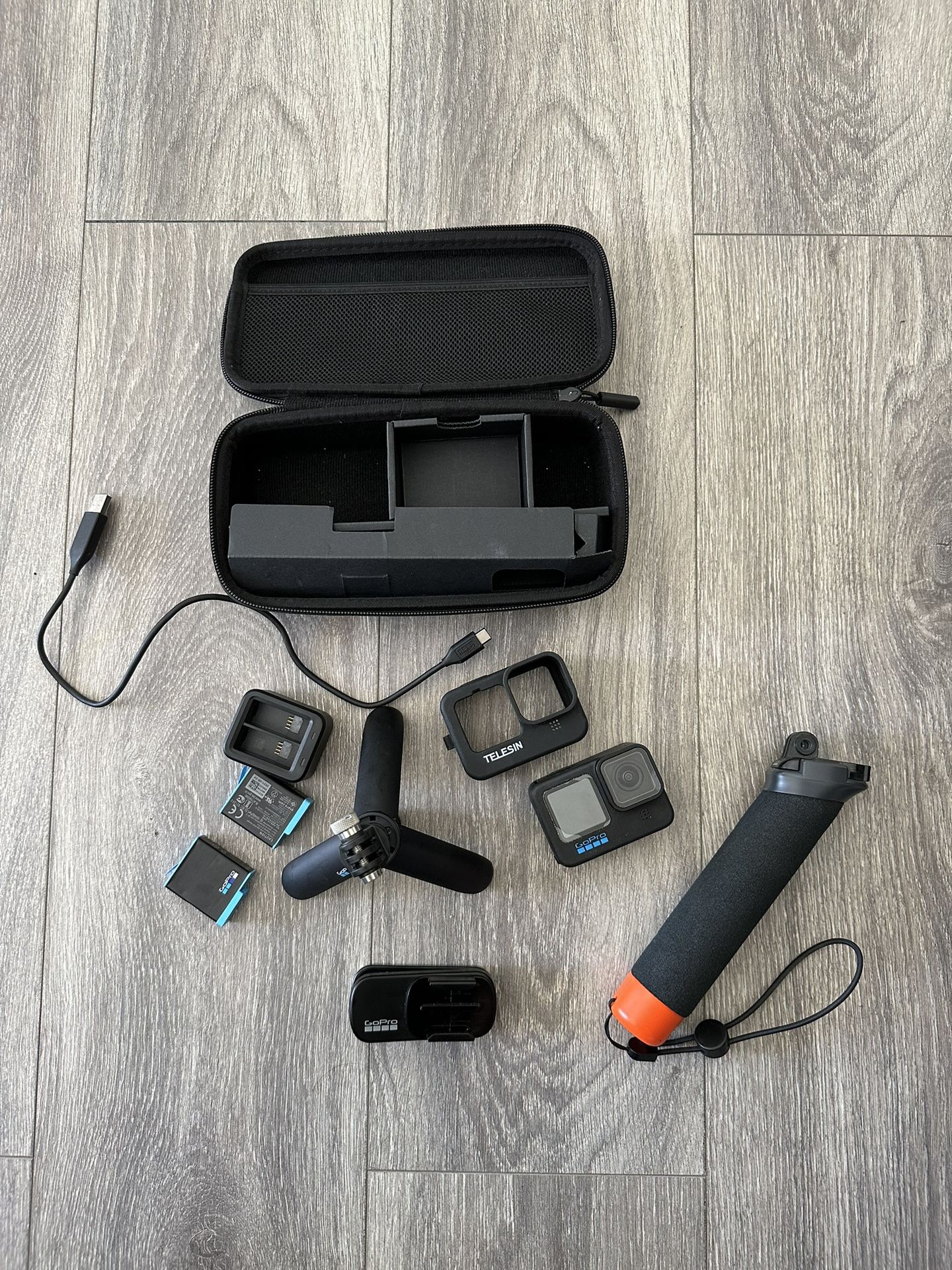 gopro 10 with bundle kit